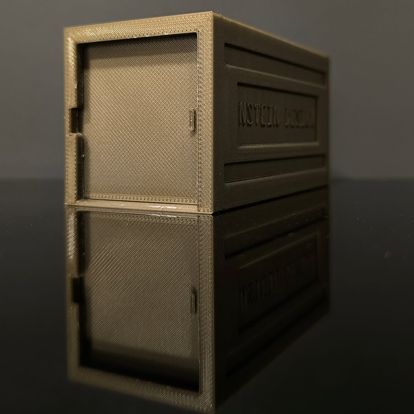 Óarany színű hot wheelsca, matchbox kisautó garázs