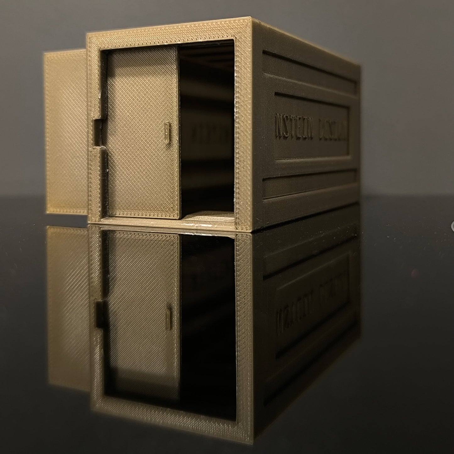 Óarany színű hot wheelsca, matchbox kisautó garázs